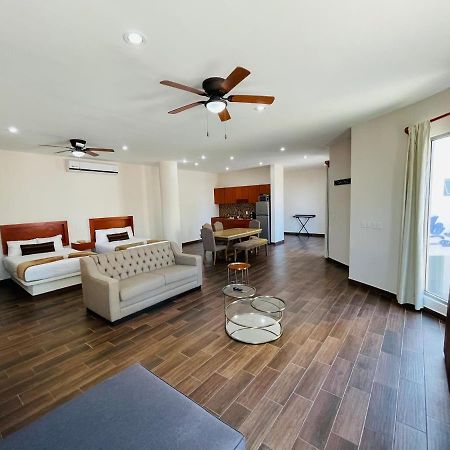 La Lola Hotel & Suites Масатлан Екстериор снимка