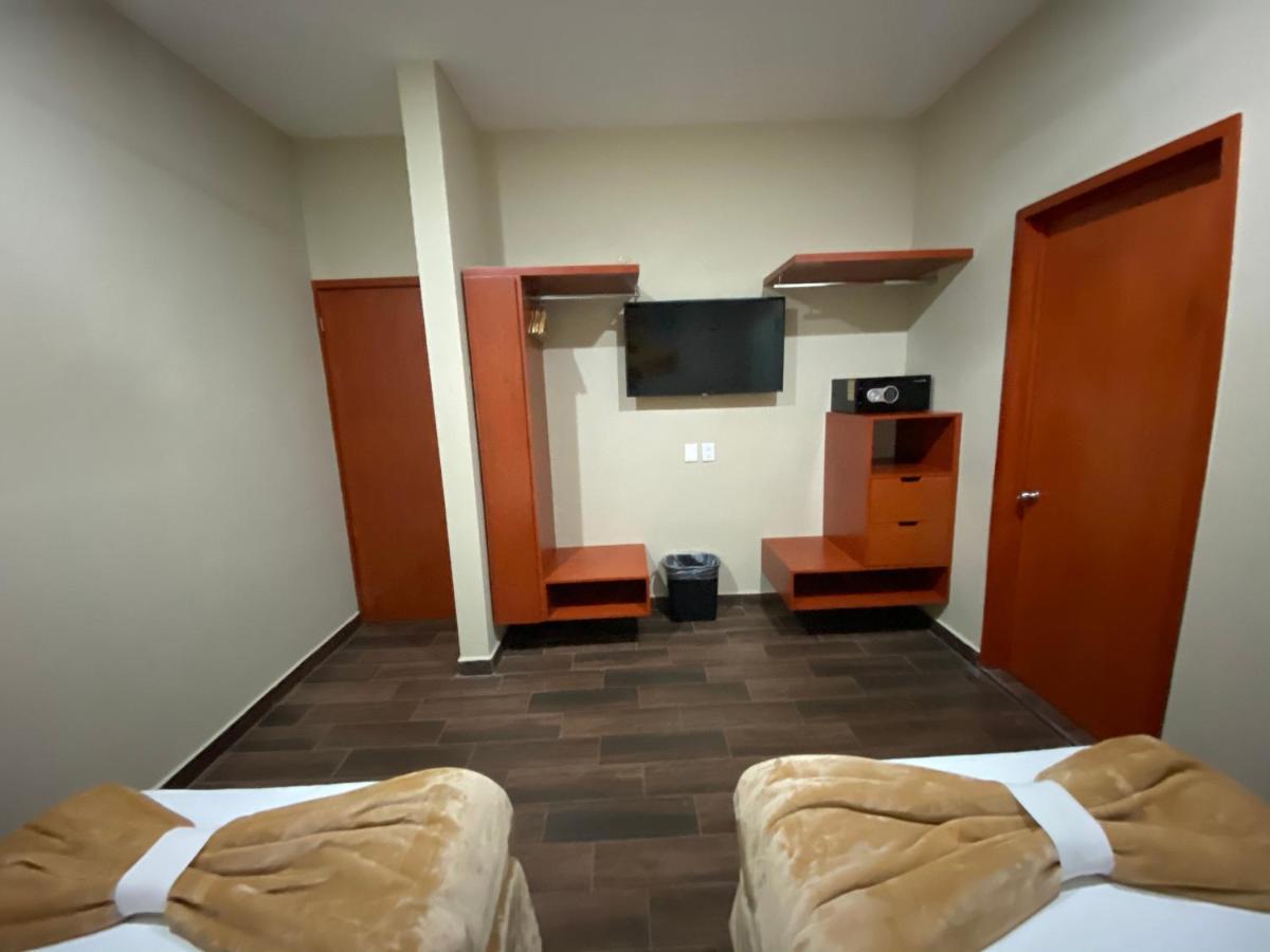 La Lola Hotel & Suites Масатлан Екстериор снимка